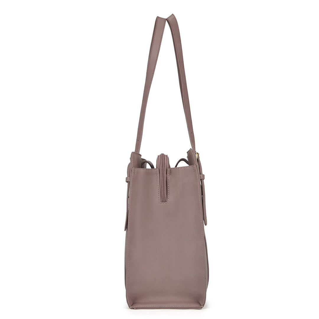Le Tote en Cuir de Grace – Artisanat Réfléchi