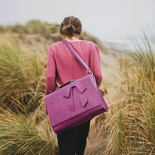 Le Sac à Main Élégant avec Nœud de Grace
