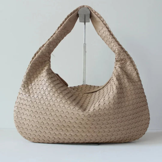 Sac Hobo en Cuir Tressé - Artisanat Intemporel de Grace