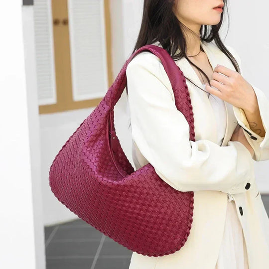 Sac Hobo en Cuir Tressé - Artisanat Intemporel de Grace