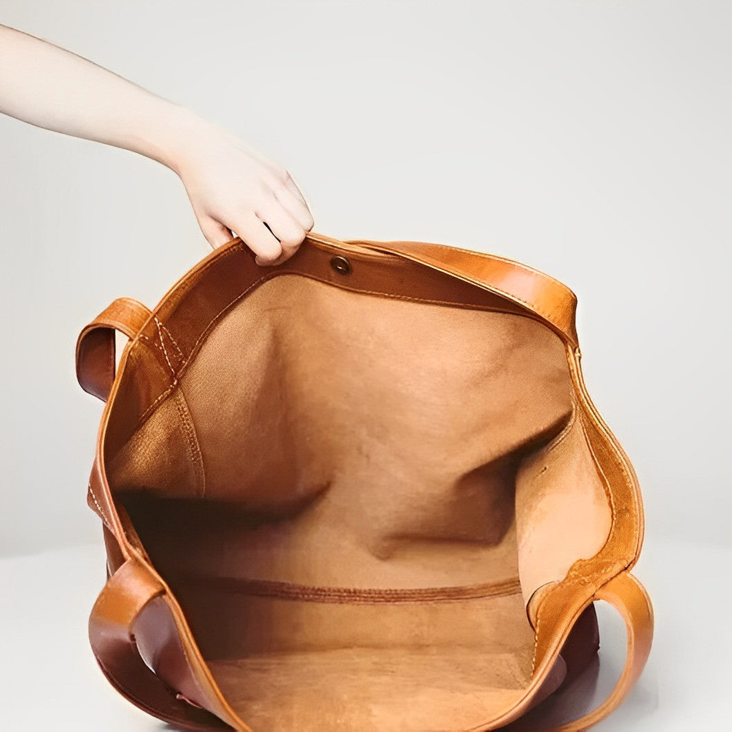 Aurora Charmante | Sac à Bandoulière en Cuir Vintage